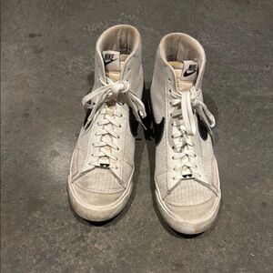 Nike High-Top Sneakers in Cream and Black